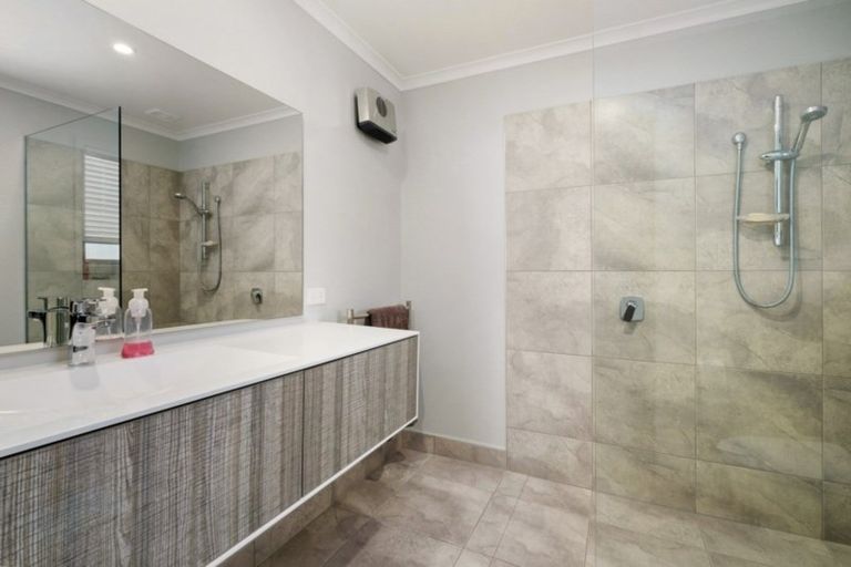 Photo of property in 6 Electric Place, Cromwell, 9310