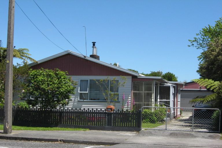 Photo of property in 88 Romilly Street, Westport, 7825