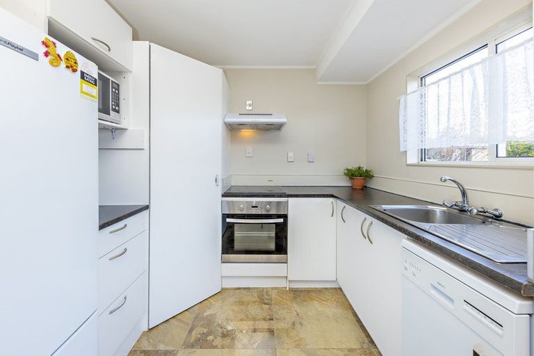 Photo of property in 2/44 Orion Street, Papakura, 2110