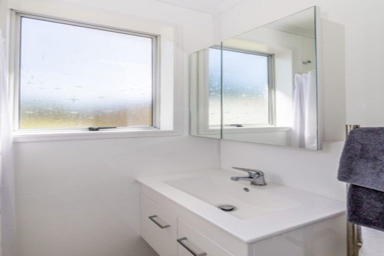 Photo of property in 30 Muapoko Street, Himatangi Beach, Foxton, 4891