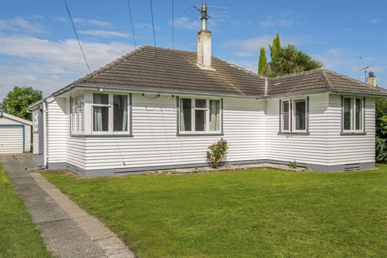 Photo of property in 24 Churchill Crescent, Te Hapara, Gisborne, 4010