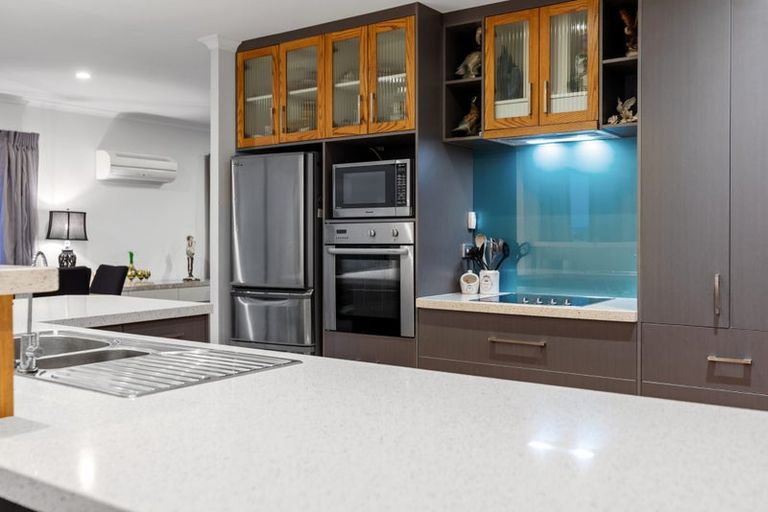 Photo of property in 34 Gibson Place, Papamoa Beach, Papamoa, 3118