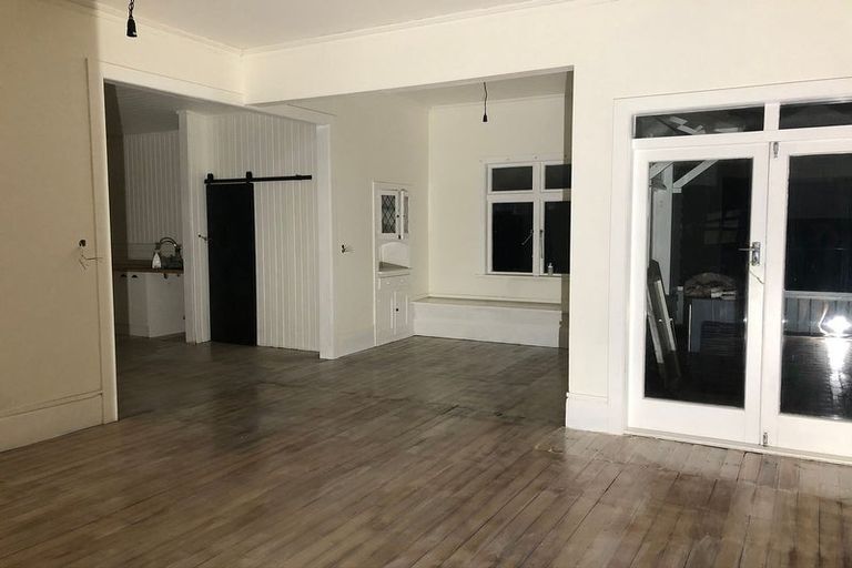 Photo of property in 15a Madison Street, Carterton, 5713