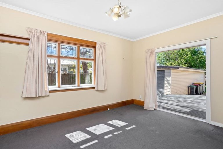 Photo of property in 6 Norwood Street, Beckenham, Christchurch, 8023