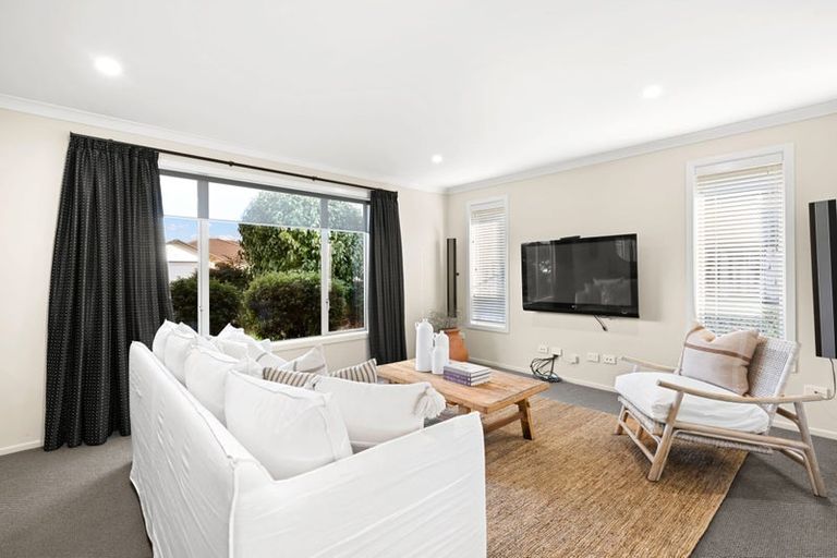 Photo of property in 14 Tulip Drive, Cambridge, 3434