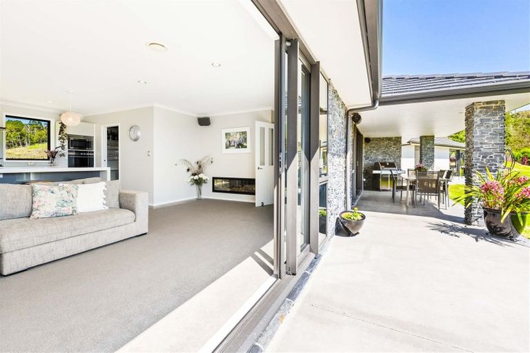 Photo of property in 63 Moses Road, Kaukapakapa, 0873