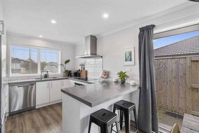 Photo of property in 8 Kanapa Close, Papamoa, 3118