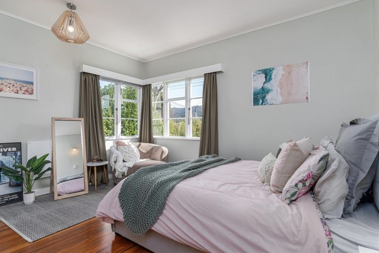 Photo of property in 4 Birdwood Street, Featherston, 5710