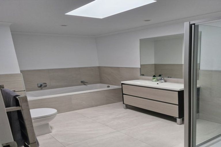 Photo of property in 64 Mettam Drive, Swanson, Auckland, 0614