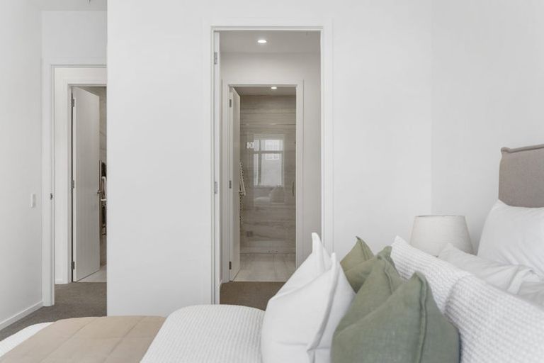 Photo of property in 133 Hibiscus Drive, Orewa, 0931