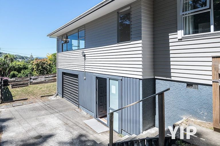 Photo of property in 71 Ironside Road, Johnsonville, Wellington, 6037