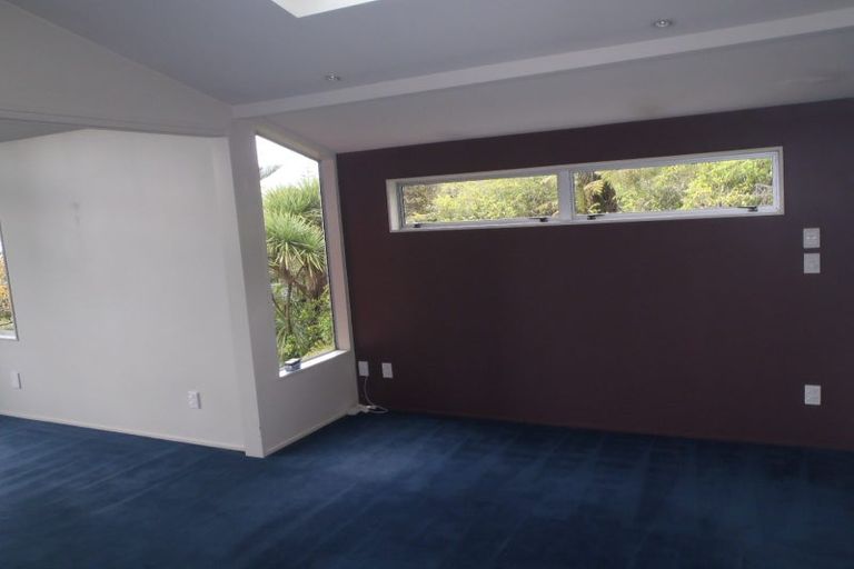 Photo of property in 29 Takahe Road, Titirangi, Auckland, 0604
