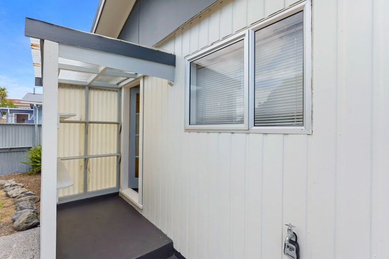 Photo of property in 54 Norfolk Crescent, Otaki Beach, Otaki, 5512