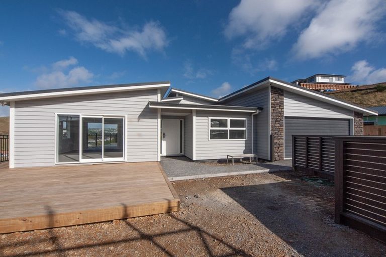 Photo of property in 17 Hattersley Grove, Churton Park, Wellington, 6037