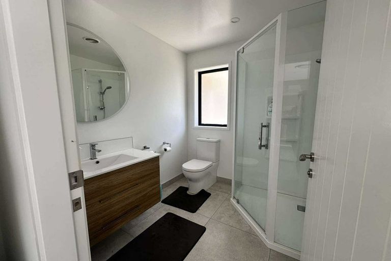 Photo of property in 24b Mckenzie Street, Levin, 5510