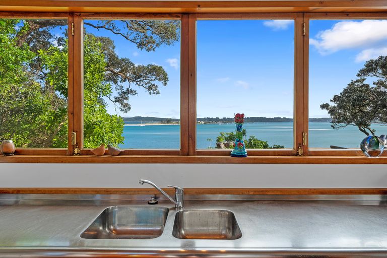 Photo of property in 417 Leigh Road, Whangateau, 0985