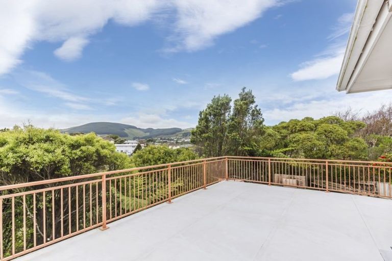 Photo of property in 11a Hillary Street, Tawa, Wellington, 5028