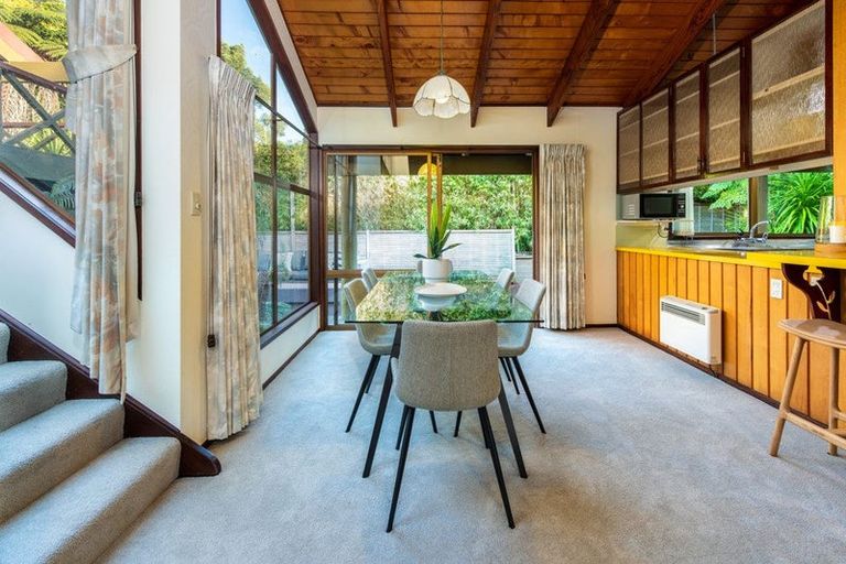 Photo of property in 262a Beach Road, Campbells Bay, Auckland, 0630