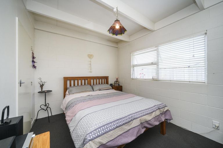 Photo of property in 2/626 Church Street, Terrace End, Palmerston North, 4410