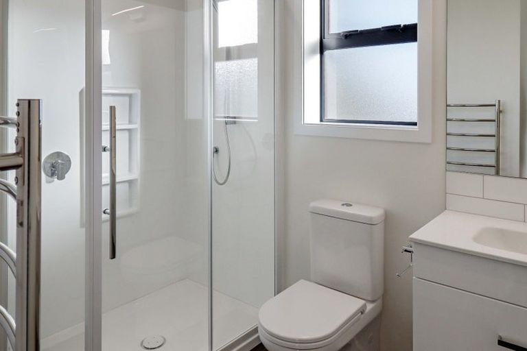 Photo of property in 1105c Fergusson Drive, Clouston Park, Upper Hutt, 5018