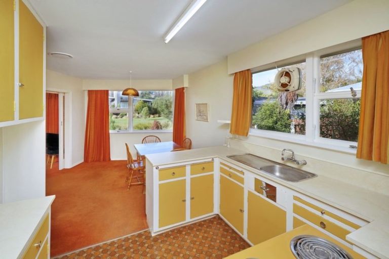 Photo of property in 31 Waiau Street, Cracroft, Christchurch, 8025