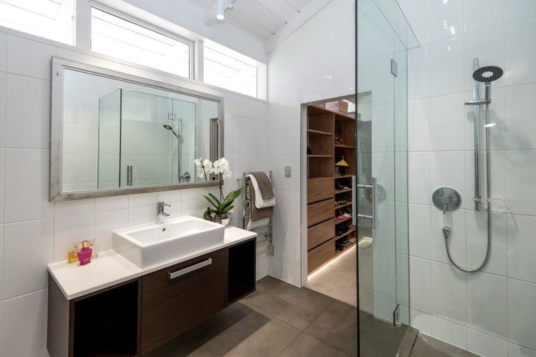 Photo of property in 339 Clifton Road, Whitford, Howick, 2571