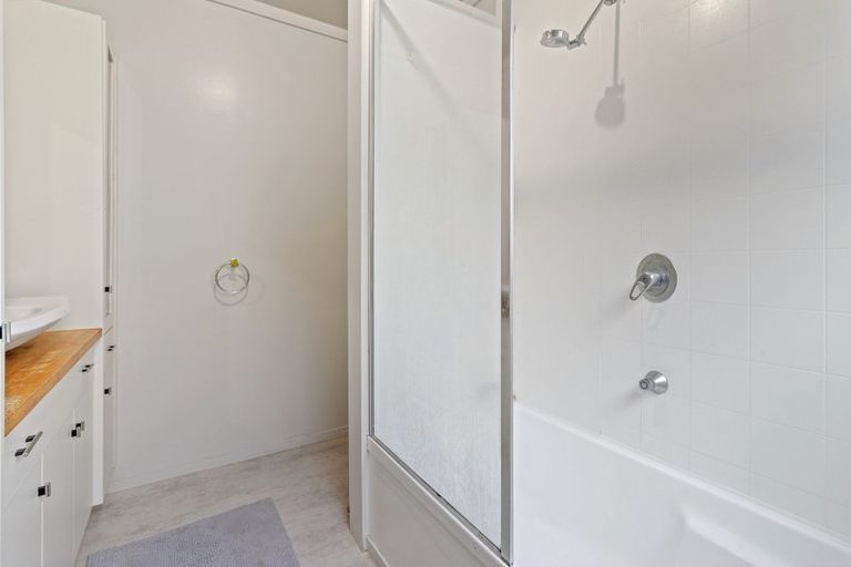 Photo of property in 17 Jennifer Place, Chartwell, Hamilton, 3210