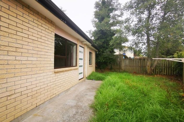 Photo of property in 19 Virgo Place, Glen Eden, Auckland, 0602