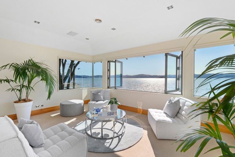 Photo of property in 621 Marine Drive, Days Bay, Lower Hutt, 5013