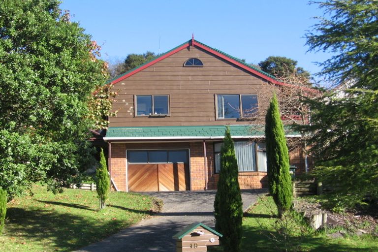 Photo of property in 19 Longfellow Parade, Glen Eden, Auckland, 0604