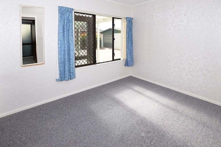 Photo of property in 119 Riverside Road, Orewa, 0931