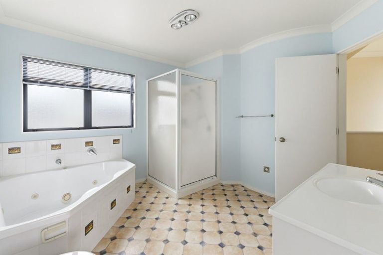 Photo of property in 1 Bermuda Drive, Papamoa Beach, Papamoa, 3118