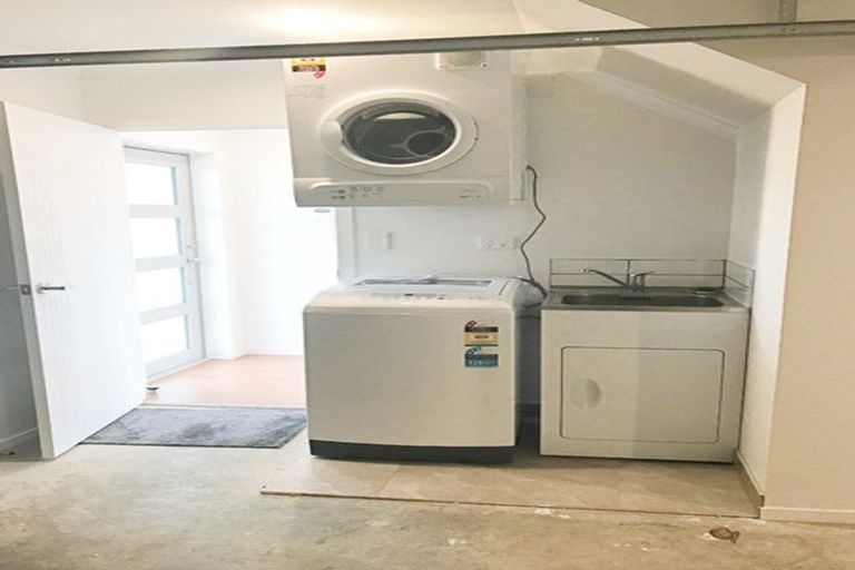 Photo of property in 4/59 May Street, Hamilton East, Hamilton, 3216