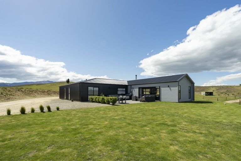 Photo of property in 77 Leaning Rock Road, Springvale, Alexandra, 9393