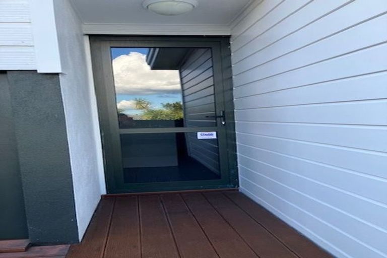 Photo of property in 43 Taioma Crescent, Te Atatu Peninsula, Auckland, 0610
