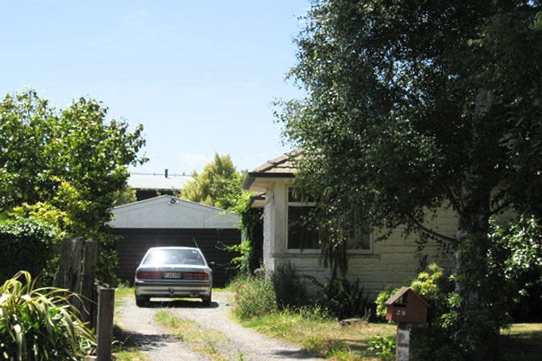 Photo of property in 28 Pinehurst Crescent, Russley, Christchurch, 8042