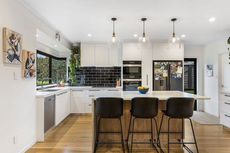 Photo of property in 130 Bramley Drive, Farm Cove, Auckland, 2012