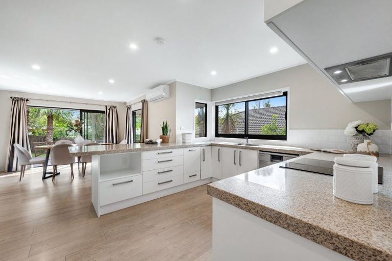 Photo of property in 7 Drysdale Place, Somerville, Auckland, 2014