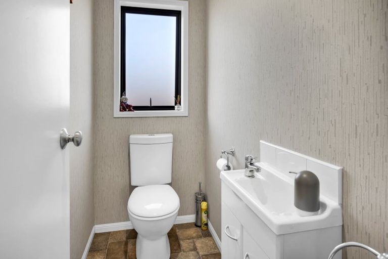 Photo of property in 109 Browne Street, Waitara, 4320