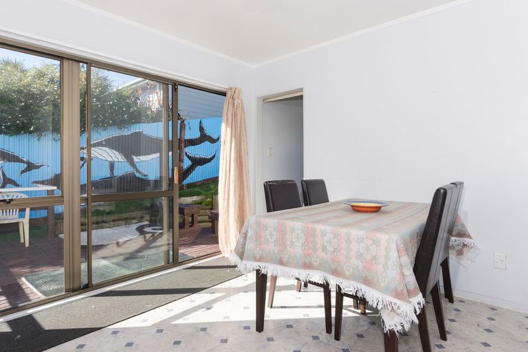 Photo of property in 11 Dunton Drive, Welcome Bay, Tauranga, 3112