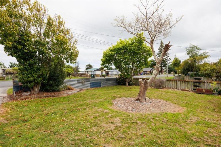 Photo of property in 6 Johnson Street, Bulls, 4818