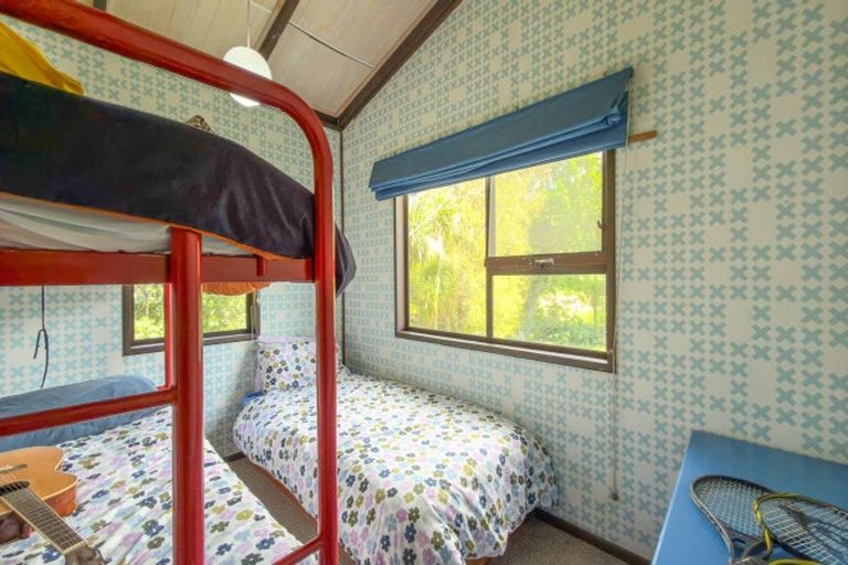 Photo of property in 86 Kon Tiki Road, Whiritoa, Whangamata, 3691