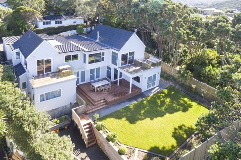 Photo of property in 19 Jubilee Road, Khandallah, Wellington, 6035