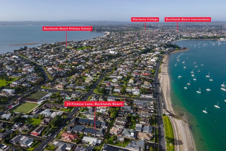 Photo of property in 10 Finesse Lane, Bucklands Beach, Auckland, 2012