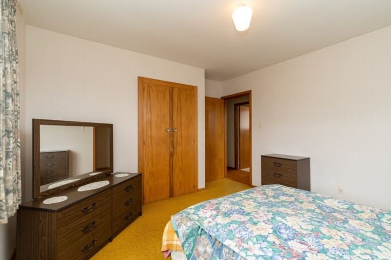 Photo of property in 56 Oriana Crescent, Hornby, Christchurch, 8042