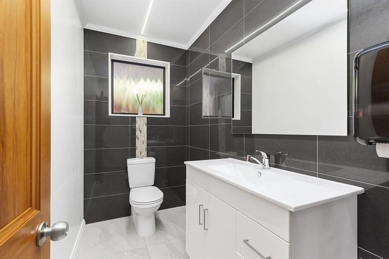 Photo of property in 4 Spyglass Lane, Whitby, Porirua, 5024