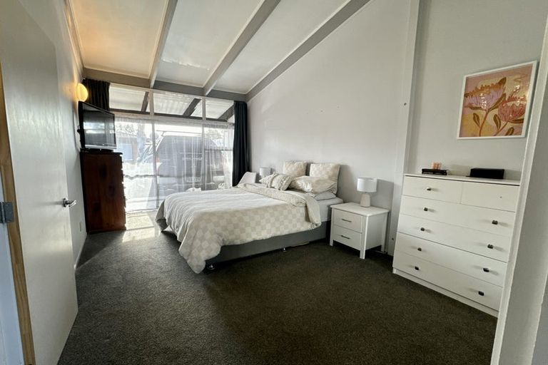 Photo of property in 4/135 Parrs Cross Road, Glen Eden, Auckland, 0612