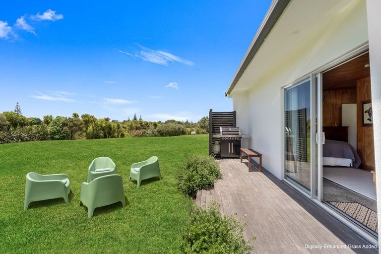 Photo of property in 20 Summer Lane, Tairua, 3508
