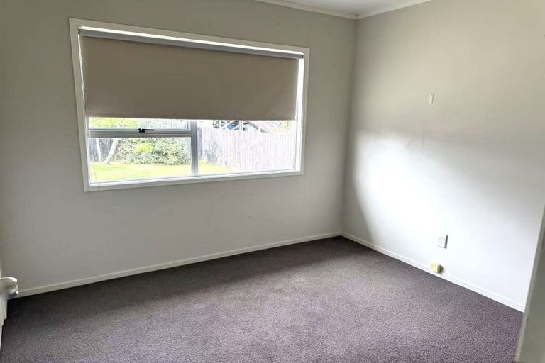 Photo of property in 33 Kilkelly Avenue, Pinehill, Auckland, 0632