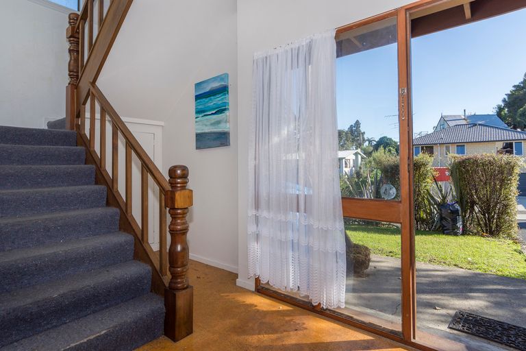 Photo of property in 11 Dunton Drive, Welcome Bay, Tauranga, 3112